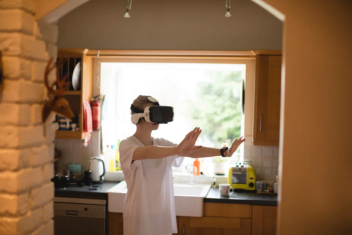 woman-using-virtual-reality-headset